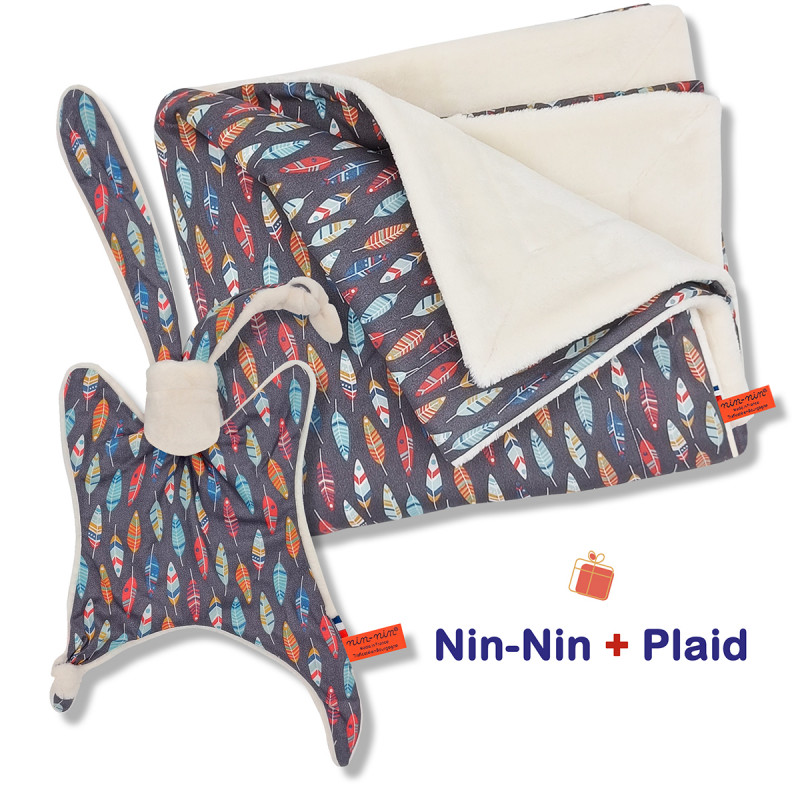Blanket and plaid birth box Plume. Original and made in France. Doudou Nin-Nin