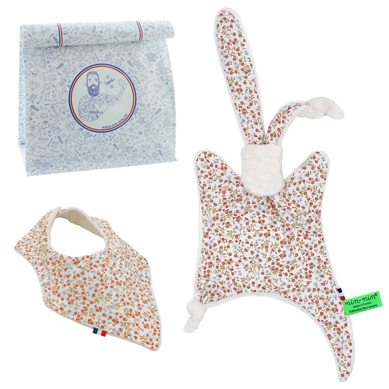 Birth gift baby comforter and bandana bib Arsène. Made in France. Nin-Nin Birth gift baby comforter and bandana bib Arsène. Made in France. Nin-Nin
