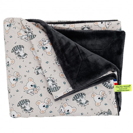 Customizable Le Raccoon blanket for babies. Cover made in France.