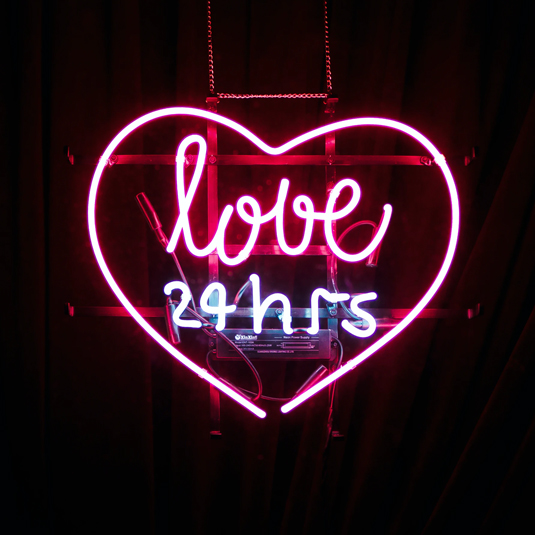 Coeur en neon